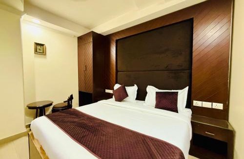 East of Kailash Lit Et Petit-Déjeuner | The Luxe Jpm Bed and Breakfast