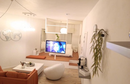 Jumet Appartement | The Luxury White Suite