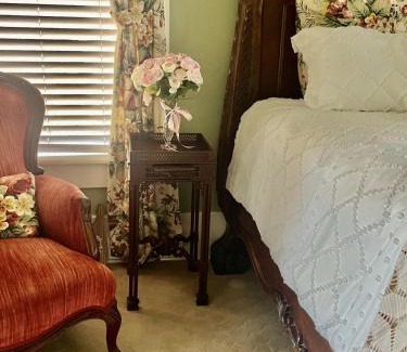 Guthrie Maison | The Lynnie Ann at The Judges Chamber