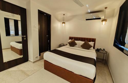 Wellington Pier Hôtel | The Majlis Hotel - Colaba Mumbai