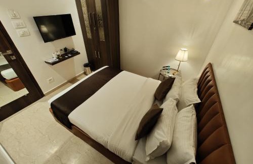Wellington Pier Hôtel | The Majlis Hotel - Colaba Mumbai