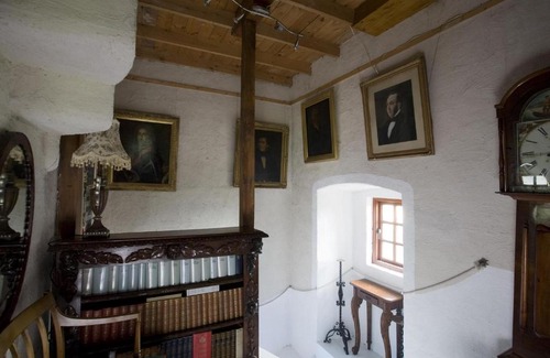 Airth Maison | The Manor at Plane Castle