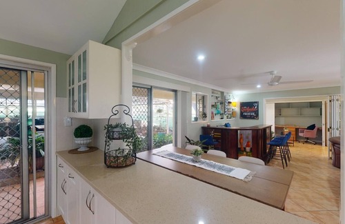 Moorina Maison | The Manor!