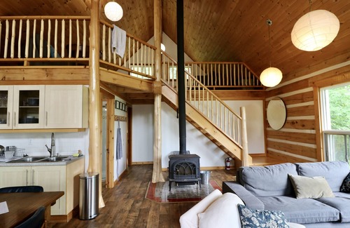 Tay Valley Cottage | The Maple Cottage - Lakefront Cottage, Private, Pet-Friendly, Nature Retreat!