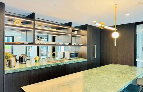 West Melbourne Appartement | The Marker - Modern CBD Lifestyle Apt with parking