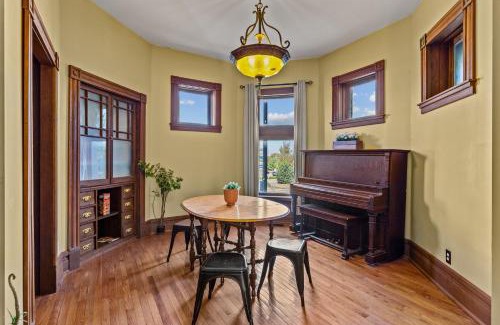 Lafayette Square Maison | The Marquis Manor