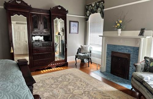 Guthrie Maison | The Martha Dale at The Judges Chambers