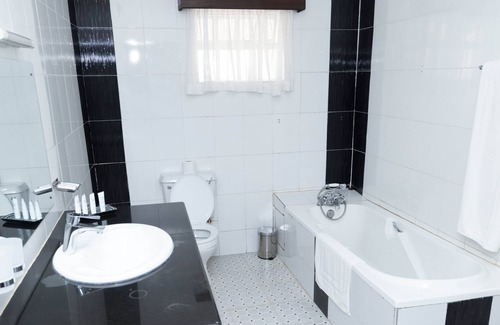 Embu Hôtel | THE MAVVEL HOTEL EMBU