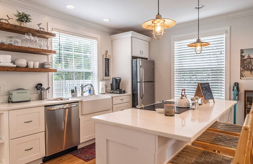 Old Town Maison | The McCaskill Cottage in the Village of Pinehurst!