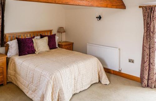 Burton on Trent Maison | The Milking Parlour