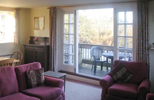 Clows Top Maison | The Mill