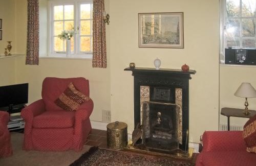 Clows Top Maison | The Mill