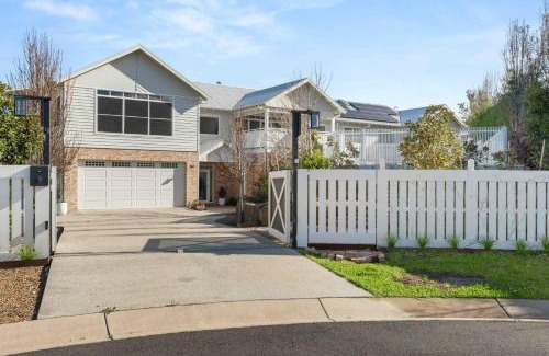 Milton Maison | The Milton Haven - Pet Friendly & Heated Pool