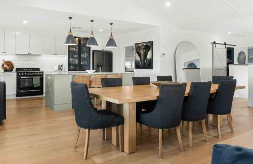 Milton Maison | The Milton Haven - Pet Friendly & Heated Pool