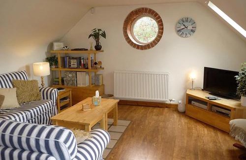 Whitecroft Maison | The Miners Cottage