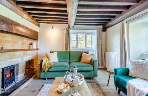 Eleighwater Maison | The Moat House