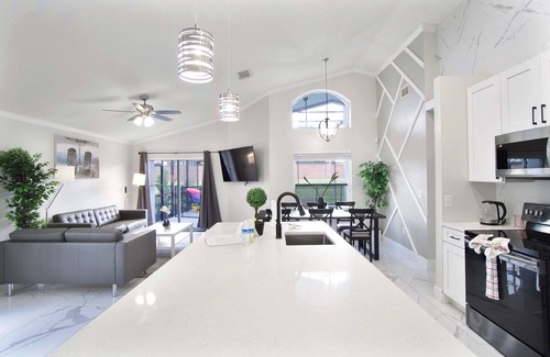 Solana Maison | The Modern/Luxe Vacation Heated Pool Disney