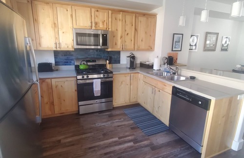 Hailey Maison | The Music House at Sweetwater 2BD 2BA Condo - Hot Tub, Pool, & lots of adventure
