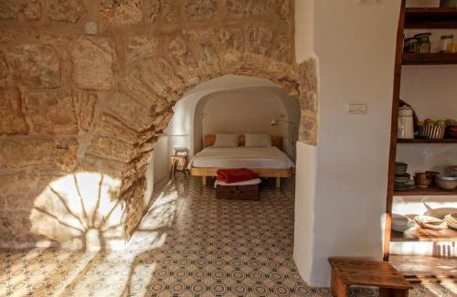 Ein Karem Maison | The Nest - A Romantic Vacation Home in Ein Kerem - Jerusalem