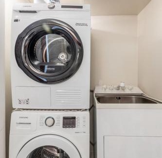 Te Aro Appartement | The Nest - Central and Sunny Wellington Loft
