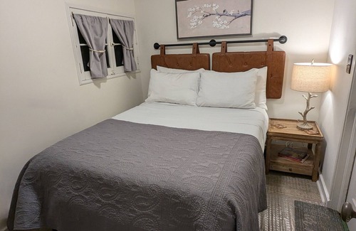Manitou Springs Maison | Le Nid: un chalet de retraite de jardin confortable au cœur du centre-ville de Manitou Springs
