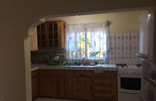 Port Antonio Maison | The Nest Guest House - Home Away From Home House
