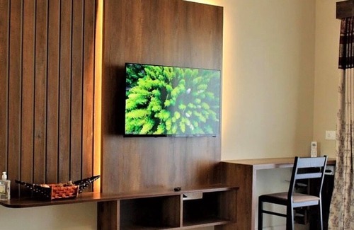Nerul Appartement | The Nest, holiday home, 7min away from beach and nightlife.