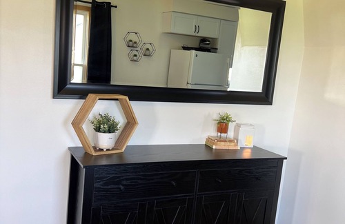 Belle Plaine Maison | The Nest is a newly updated home. Close to park and restaurants. Pet friendly!