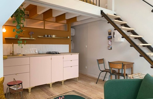 Bussieres (Yonne) Appartement | The Nest - mini-gîte with a wonderful view