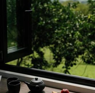 Clunes Maison | The Nest, Tiny House With a View. Byron Hinterland