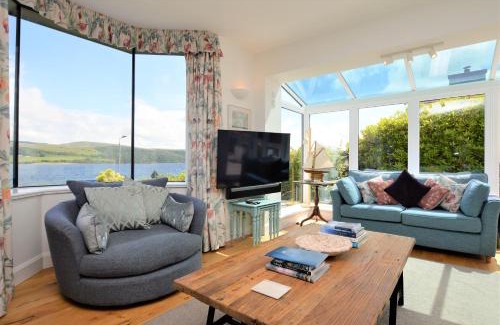 Tighnabruaich Maison | The Neuk