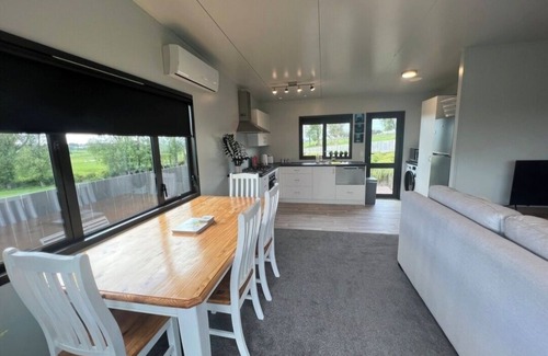 Te Awamutu Autre | The Ngaroto Nest