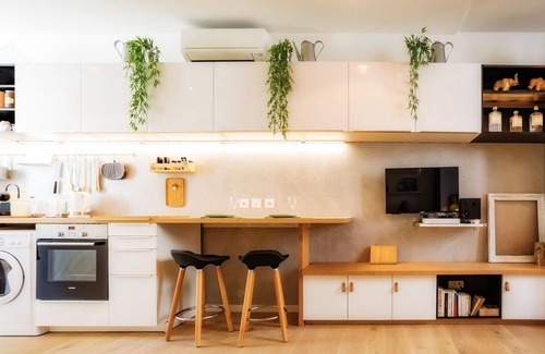 Quartier Chorier-Berriat Appartement | Le Nicolas - Climatisé, Gare, Ecole de Commerce, Centre Ville - Récemment rénové