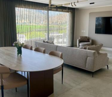 Migdal Appartement | The Nine Villas