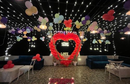 Haldwani Hôtel | The Nines hotel & restro
