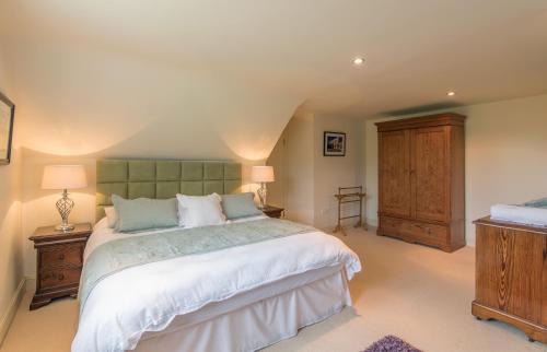 Sutton Cross Maison | The Nook County Dublin