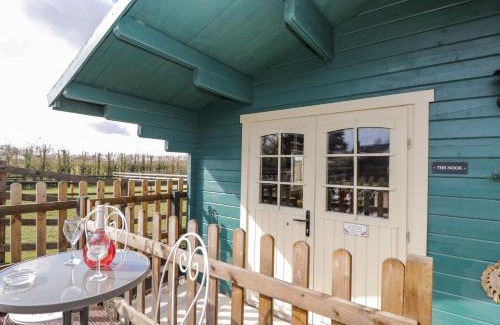 Bushton Maison | The Nook