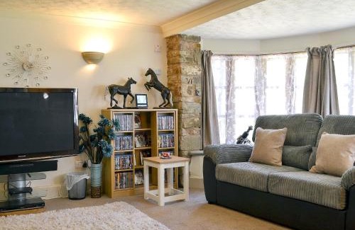 Whitecroft Maison | The Nook