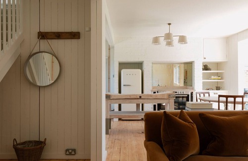 Mangotsfield Maison | The Nook - Scandinavian Escape in the Cotswolds
