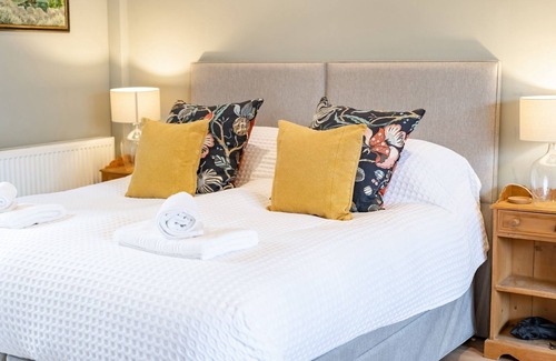 Llanddaniel Fab Cottage | The Nook - sleeps 3 guests in 1 bedroom