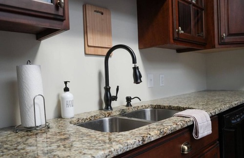 Demopolis Appartement | The New Demopolis Nook