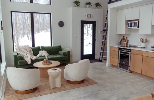 Mifflintown Cabine | The Nordic Nook - Modern Cabin w/EV Charger