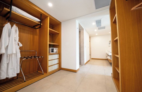 Torba Hôtel | The Norm Collection Door'a Bodrum