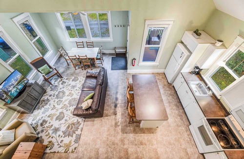 Cherry Valley Maison | The Nuthatch - 5 Farm View