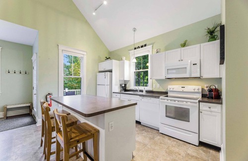 Cherry Valley Maison | The Nuthatch - 5 Farm View
