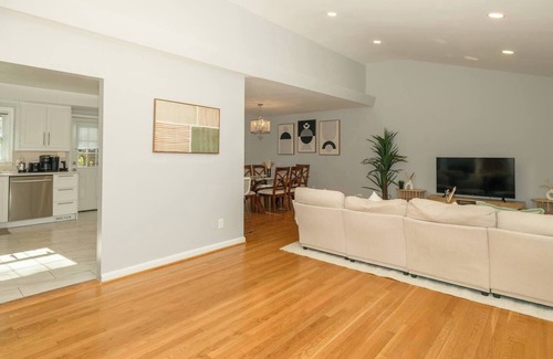 White Oak Maison | The Oak Escape - Ping-Pong - Nearby Trails