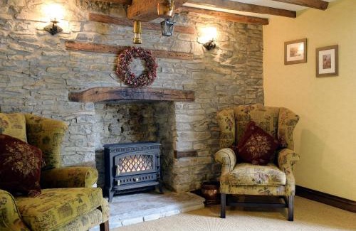 Kington Maison | The Oak