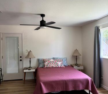 Murchison Maison | The oak lake house lake view
