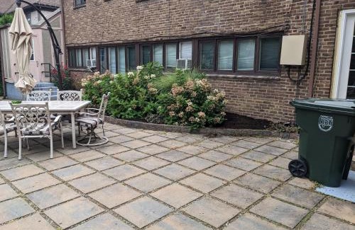 Jamestown Lit Et Petit-Déjeuner | The Oaks B&B Hotel and Spiritual Center