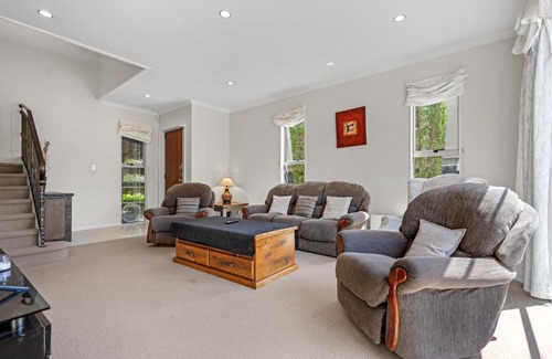 Flat Bush Maison | The Oasis